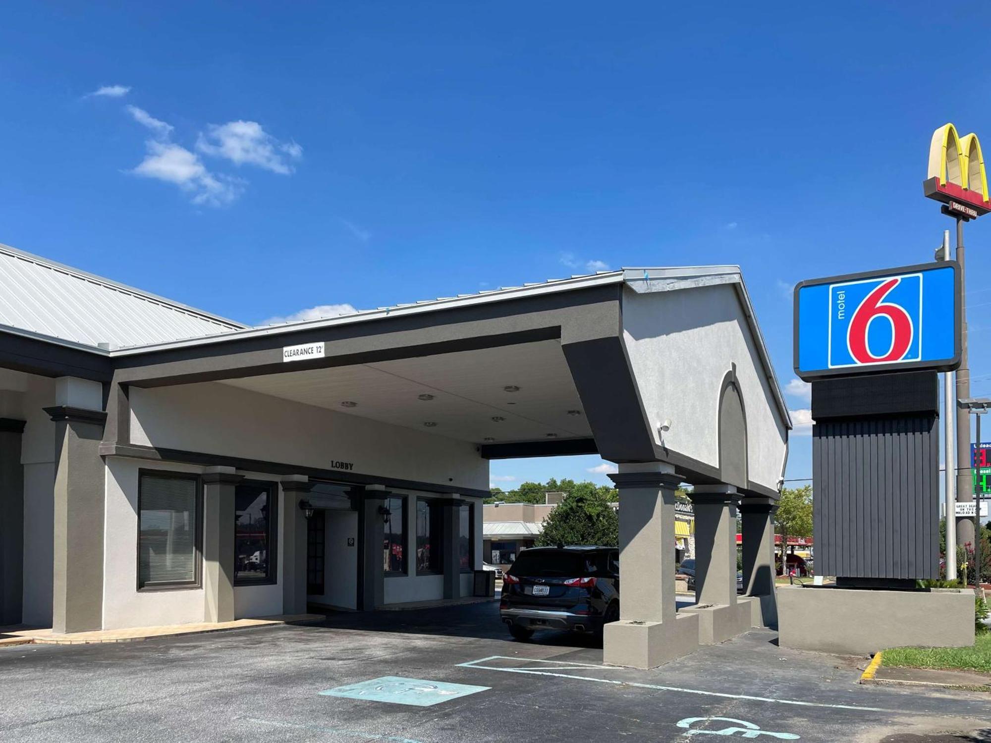 Motel 6 Opelika Al Kültér fotó
